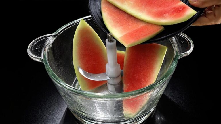 Dieser einfache Trick verwandelt Wassermelonenreste in schmackhafte Köstlichkeiten…
