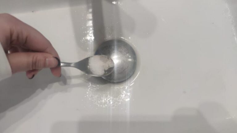 Badezusatz in 3 Sekunden: Sofortige Duftwirkung mit Löffel!