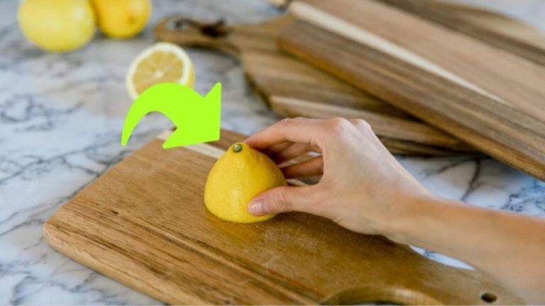 Küchenbrett Geruch loswerden: Tipps gegen schlechte Düfte
