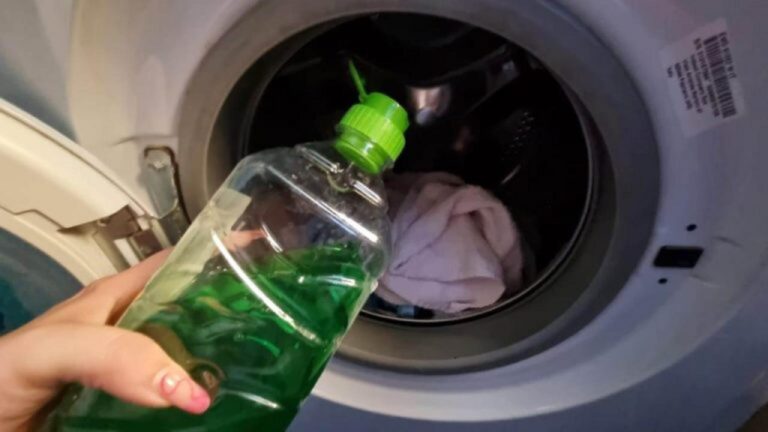 Geschirrspülermittel in der Waschmaschine: Das passiert mit deiner Kleidung!